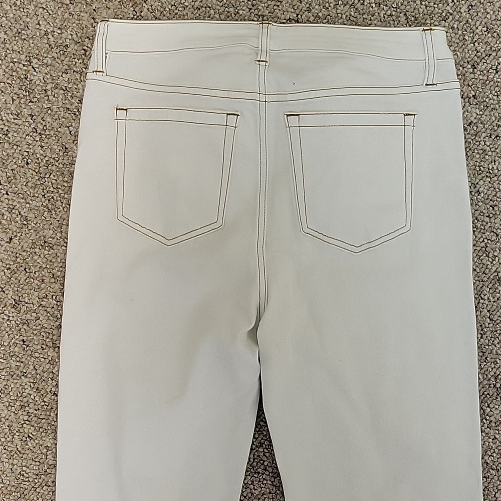 Good Hart From Matilda Jane Women's White Jeans Sz 10. Windsor Straight Crop - Picture 4 of 7